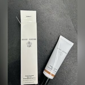 Bobbi Brown Vitamin Enriched Skin Tint SPF 15 (Golden 3) (50ml) new